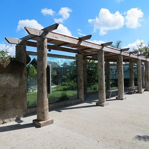 Florida: Mission Everglades - American Crocodile Exhibit - Viewing Shelter