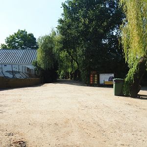 Park view just behind the entrance, 2019-06-01