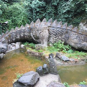 13-Meter Stone Dragon