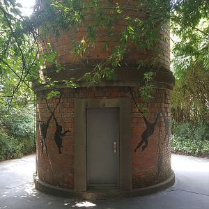 Round Building of Indeterminate Purpose