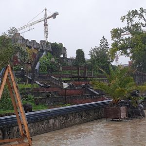 Large construction cranes