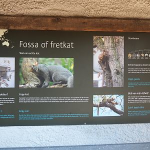 Education sign about the fossa, 2019-08-04