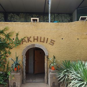 Tropical house bathroom, 2019-08-04