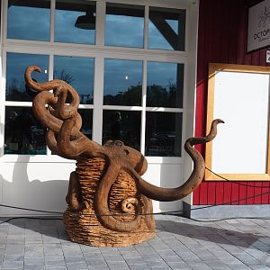 The Last Frontier theming - Octopus wood carving outside Octopus restaurant, 2019-10-04