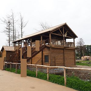 The Last Frontier - Brown and black bear house and bear viewing area, 2019-10-04