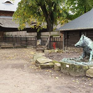 Wild boar statue and empty enclosures