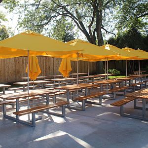 Peacock Cafe & Grill - Outdoor Seating Area