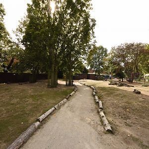 Red-necked wallaby & Emu enclosure