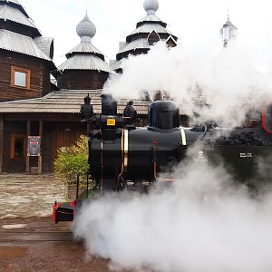 Train leaving the hangar belching crap, 2019-10-04