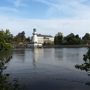 View over one of the lakes with aquarium building and penguin/seal exhibit lighthouse, 2019-10-04