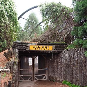 Entrance to the Australian walk-through aviary, 2019-10-04