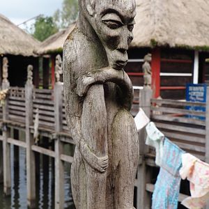 African wood-carved statue, 2019-10-04