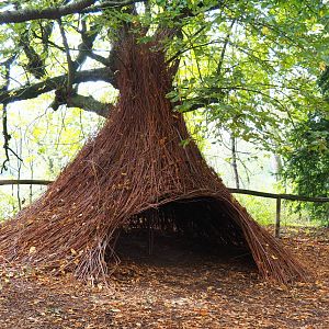 Decorative wicker structure shaped like bowerbird courtship structure, 2019-10-05