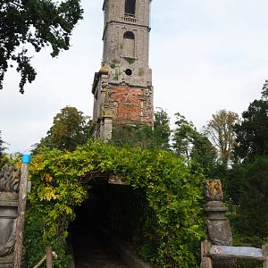 Old abbey tower and access to the crypt, 2019-10-05