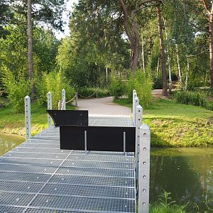 Entrance to the ring-tailed lemur walk-through area, 2019-09-15