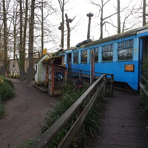Old train car and small Indian train station theming, 2020-01-11