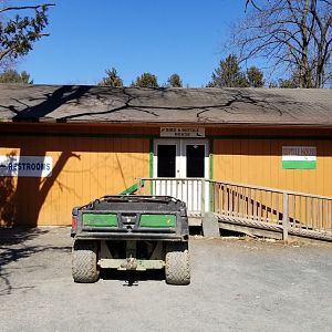 Plumpton Park Zoo - Bird & Reptile House