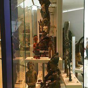 Africa: Creating Community Side View