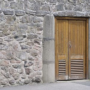 The wall of the Europe on the Edge aviary 2009