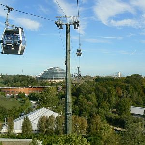 New skyway cable car sytem - View from the cable car (onto the tropical dome and the birds amphitheater)