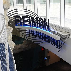 Entrance to main room - Reiman Aquarium