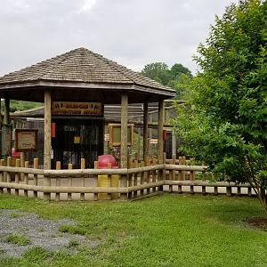 Virginia Safari Park - Entrance to Budgie Aviary