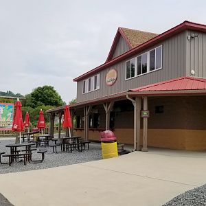 Virginia Safari Park - Food area
