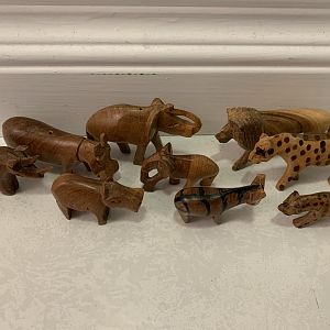 9 Wooden Animals