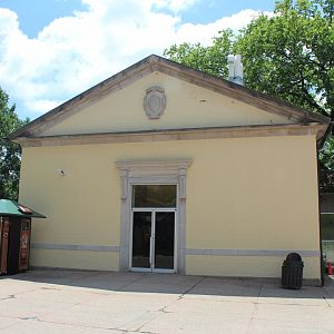 Problem Area - Former Woofield Gift Shop