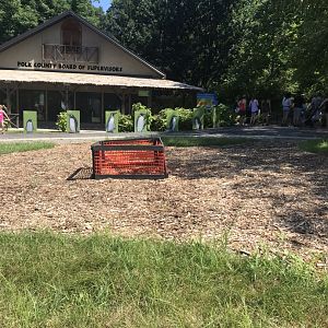 Site of former king vulture and squirrel monkey exhibit