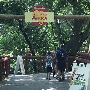 Jamaa kwa Africa entrance