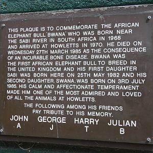 Plaque on Elephant house