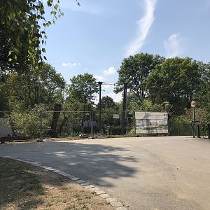 Flamingo aviary building site