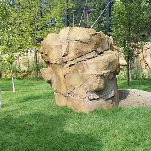 Aug. 2020 - New! Roo Valley - Kangaroo Walk-About (15,000 Sq Ft)