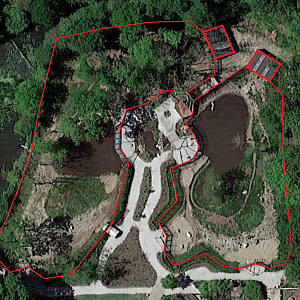 Polar bear enclosure overview