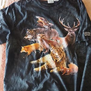 T-shirt with European animals bought at Han wildlife park, 2020-07-12