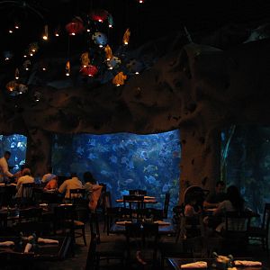 Aquarium Restaurant