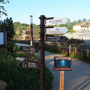 Road signs and Covid-19 One-way traffic signage in The Last Frontier, 2020-09-02