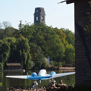 Beechcraft Model 18 floatplane, geese and old abbey tower, 2020-09-02