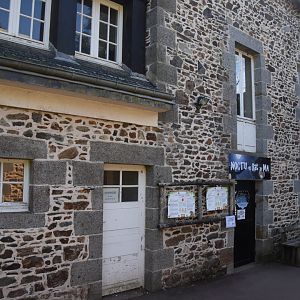 Entrance to nocturnal house