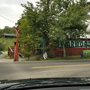 Briarwood Ranch SP - Exiting; view of right side of road/building