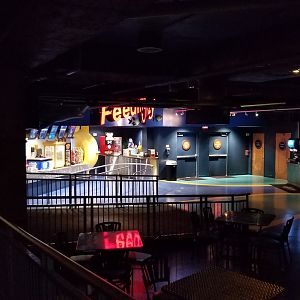 Aq of the Smokies - Food area