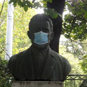 Please wear a facemask!