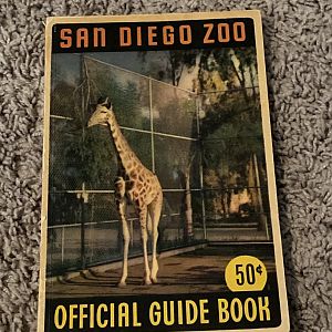 San Diego Zoo Offical Guide Book