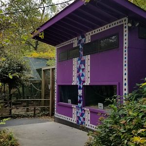 Catoctin Wildlife Preserve - Indoor fossa area