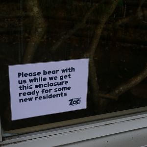 Sign on the Gentle Lemur house, October 2020