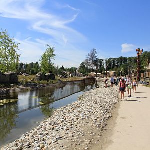 The last frontier along the black bear enclosure (July 2020)
