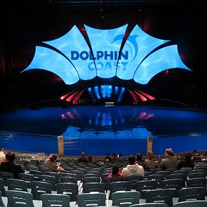 Dolphin Coast - Show Pool in Theater