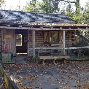 Columbus Zoo - Wolverine exhibit entrance, closed