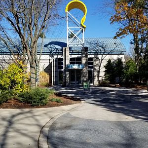 Columbus Zoo - Aquarium entrance